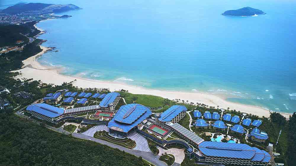 海南省对全球59个国家地区实施免签,首批旅客已入境